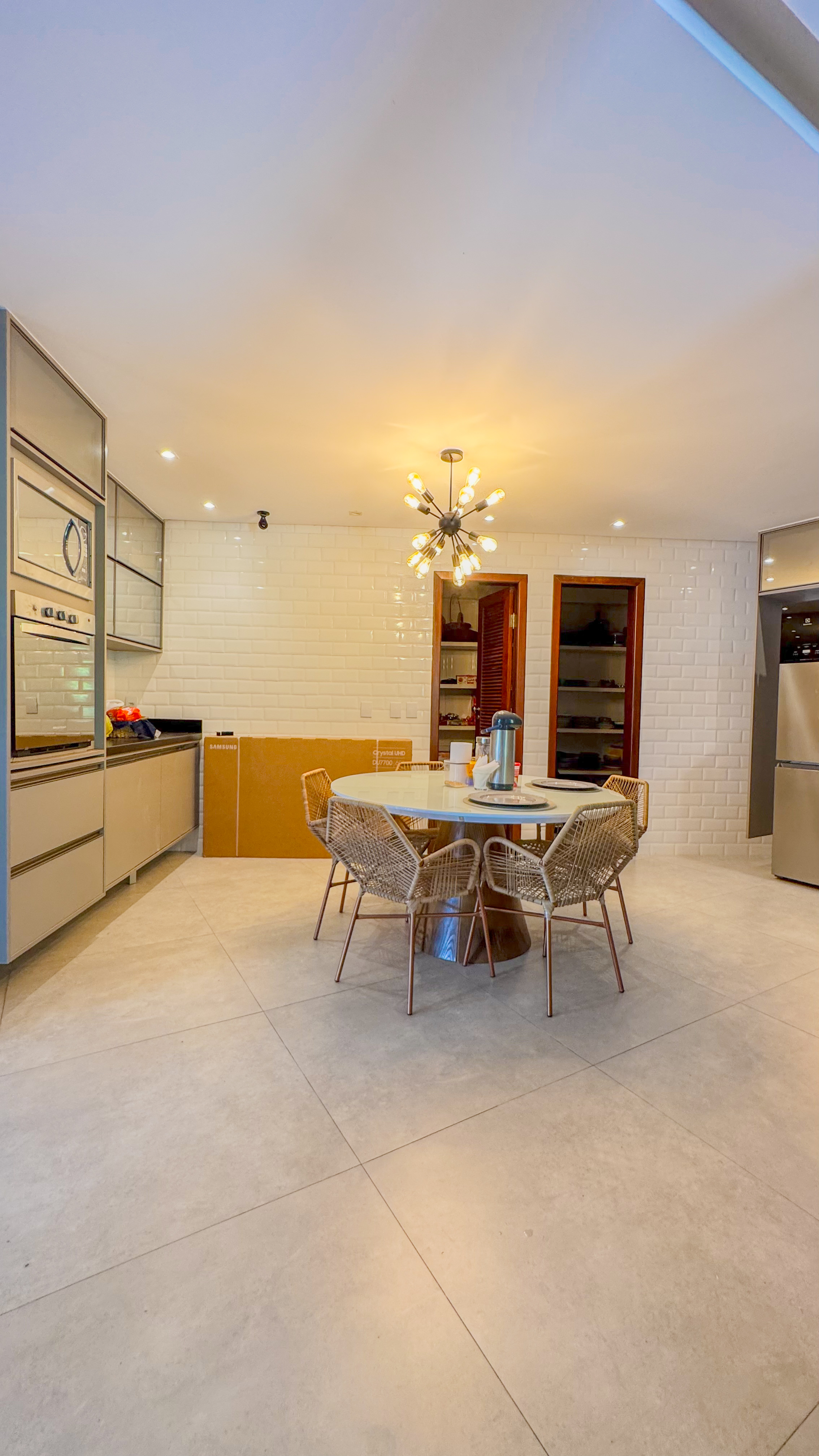 Imagem Casa de Condomínio com 7 Quartos à Venda, 660 m² em Portão - Lauro de Freitas