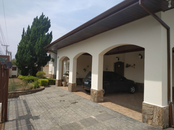 Imagem Casa com 3 Quartos à Venda, 330 m² em Centro - Tremembé