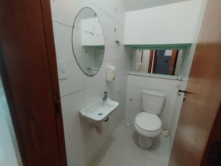 Imagem Casa de Condomínio com 3 Quartos para Alugar, 200 m²em Vila de Abrantes (Abrantes) - Camaçari Imagem Casa de Condomínio com 3 Quartos para Alugar, 200 m²em Vila de Abrantes (Abrantes) - Camaçari