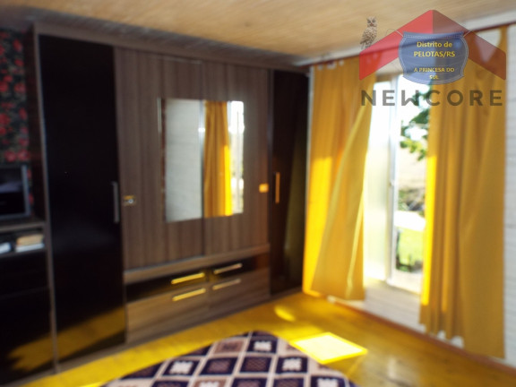 Imagem Sobrado com 2 Quartos à Venda, 120 m² em Laranjal - Pelotas