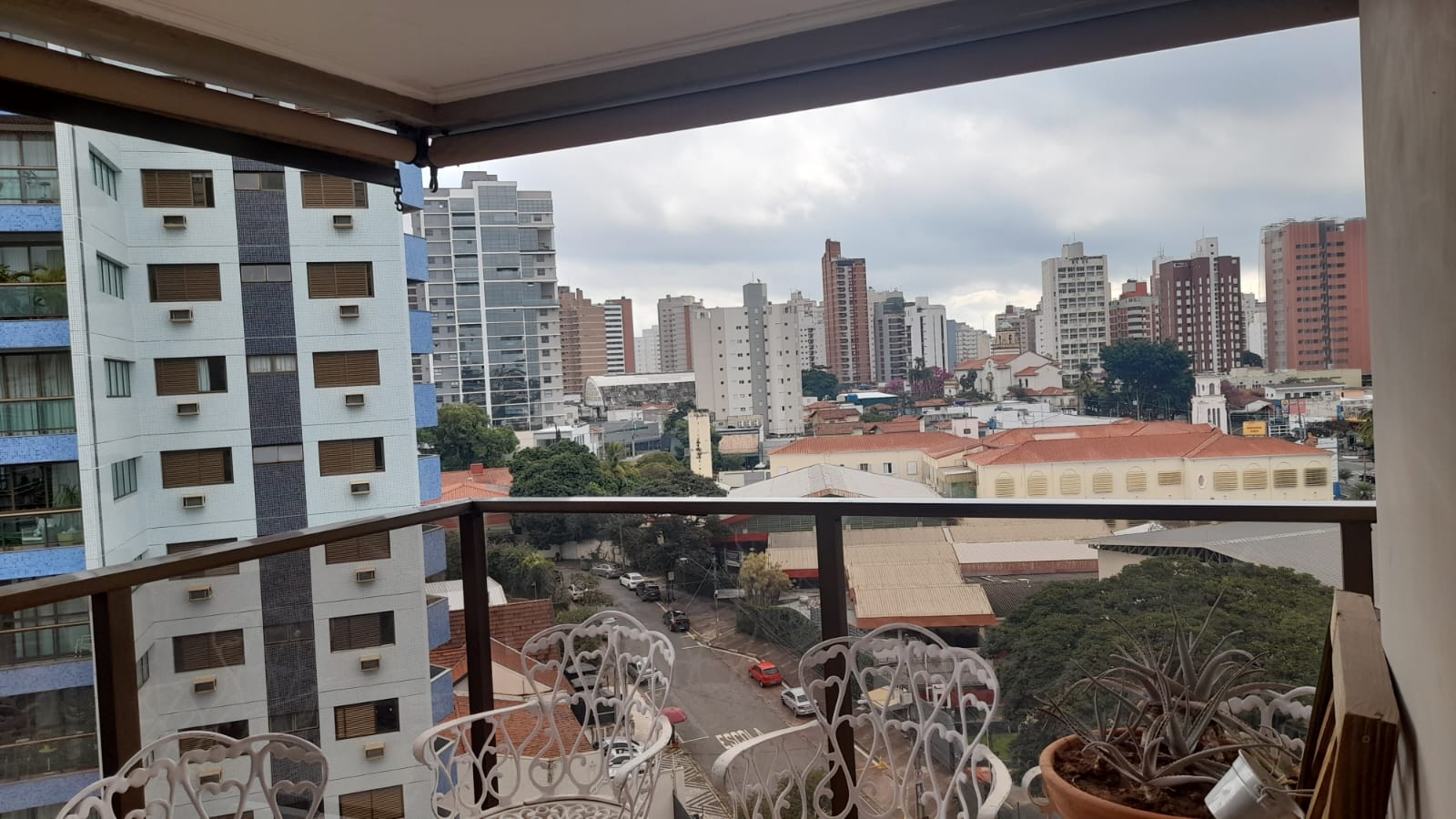 Imagem Apartamento com 3 Quartos à Venda, 208 m²em Cambuí - Campinas Imagem Apartamento com 3 Quartos à Venda, 208 m²em Cambuí - Campinas