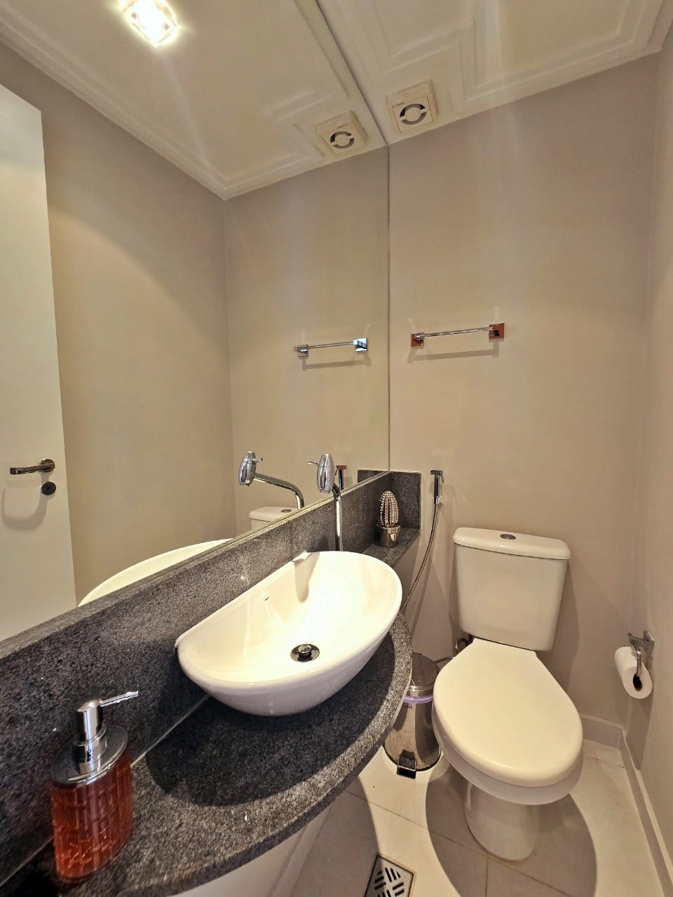 Imagem Apartamento com 3 Quartos à Venda, 110 m²em Imbuí - Salvador Imagem Apartamento com 3 Quartos à Venda, 110 m²em Imbuí - Salvador