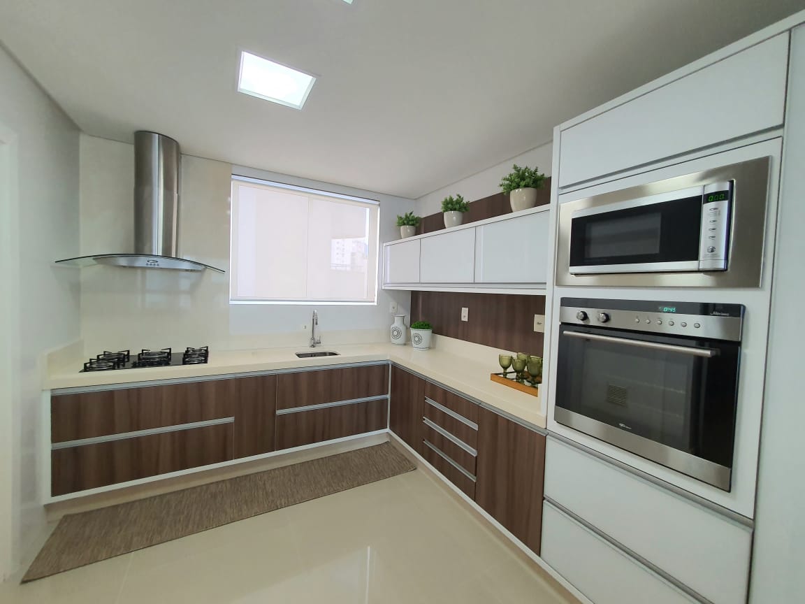 Imagem Apartamento com 3 Quartos à Venda, 135 m²em Centro - Balneário Camboriú