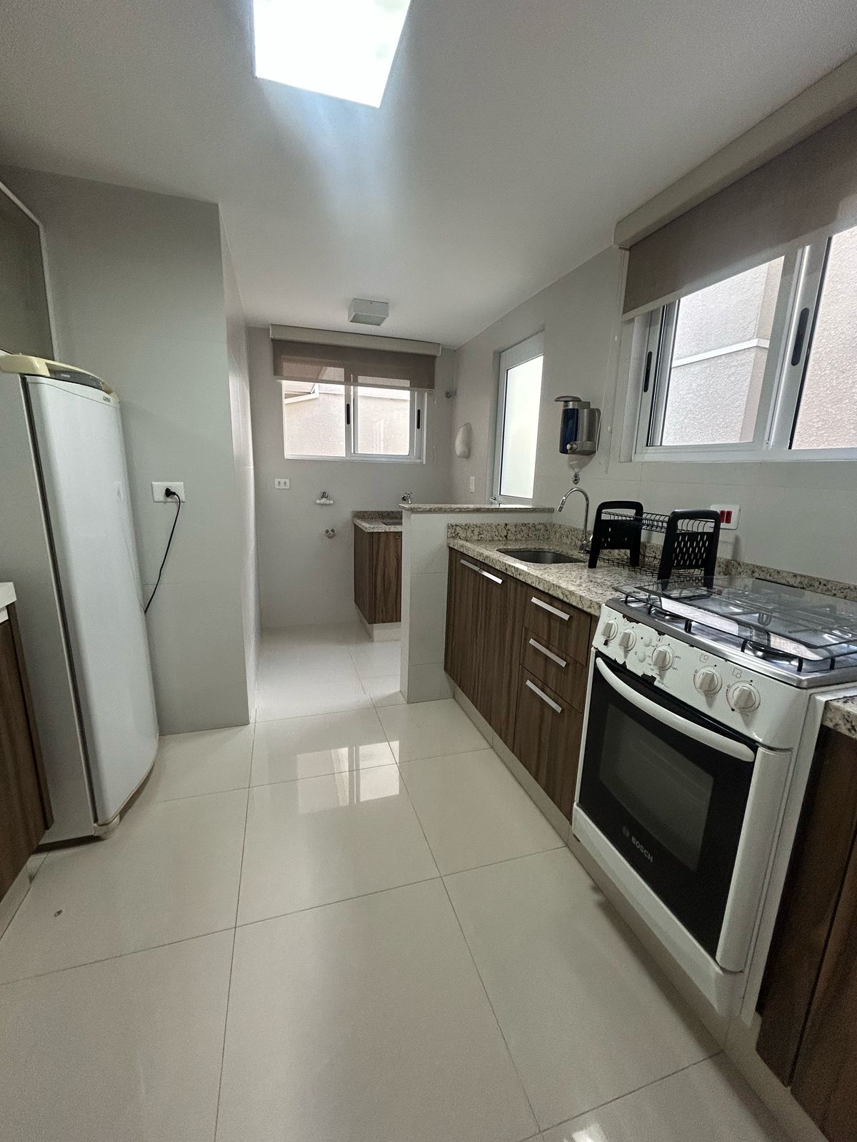 Imagem Sobrado com 3 Quartos à Venda, 118 m² em Mercês - Curitiba