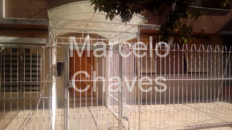 Imagem Apartamento com 2 Quartos à Venda, 61 m² em Menino Deus - Porto Alegre Imagem Apartamento com 2 Quartos à Venda, 61 m² em Menino Deus - Porto Alegre