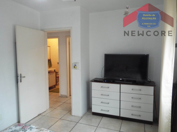 Imagem Apartamento com 3 Quartos à Venda,  em Centro - Pelotas