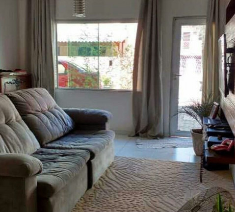 Imagem Casa com 2 Quartos para Alugar, 70 m² em Da Luz - Nova Iguaçu