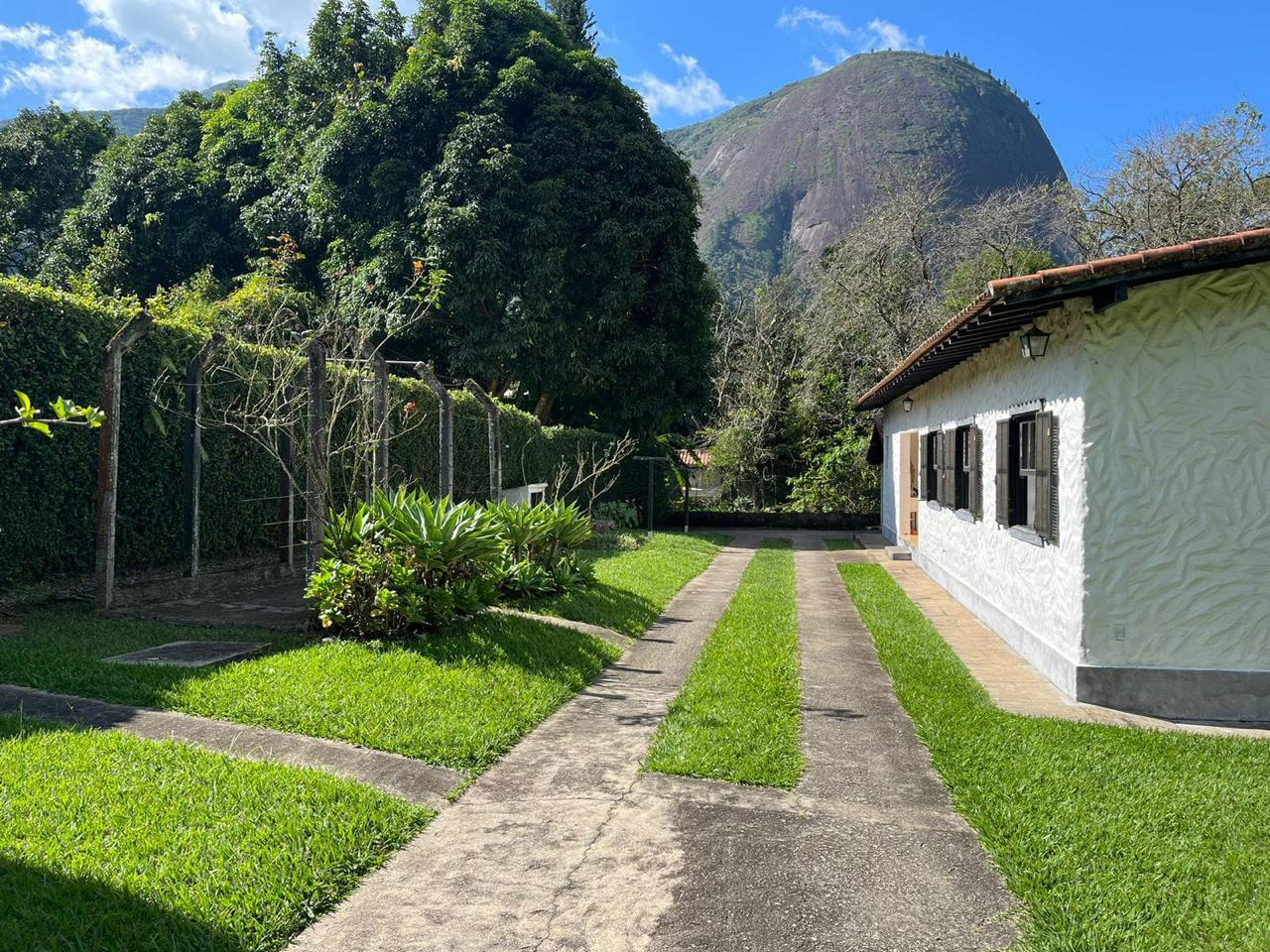 Imagem Chácara com 5 Quartos à Venda, 299 m² em - Petrópolis Imagem Chácara com 5 Quartos à Venda, 299 m² em - Petrópolis