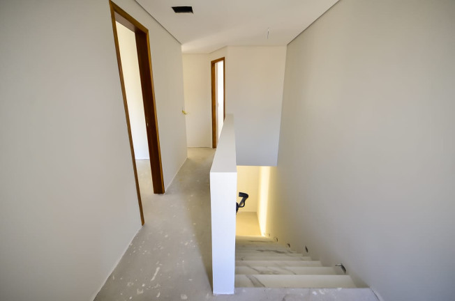 Imagem Sobrado com 3 Quartos à Venda,  em Boa Vista - Curitiba