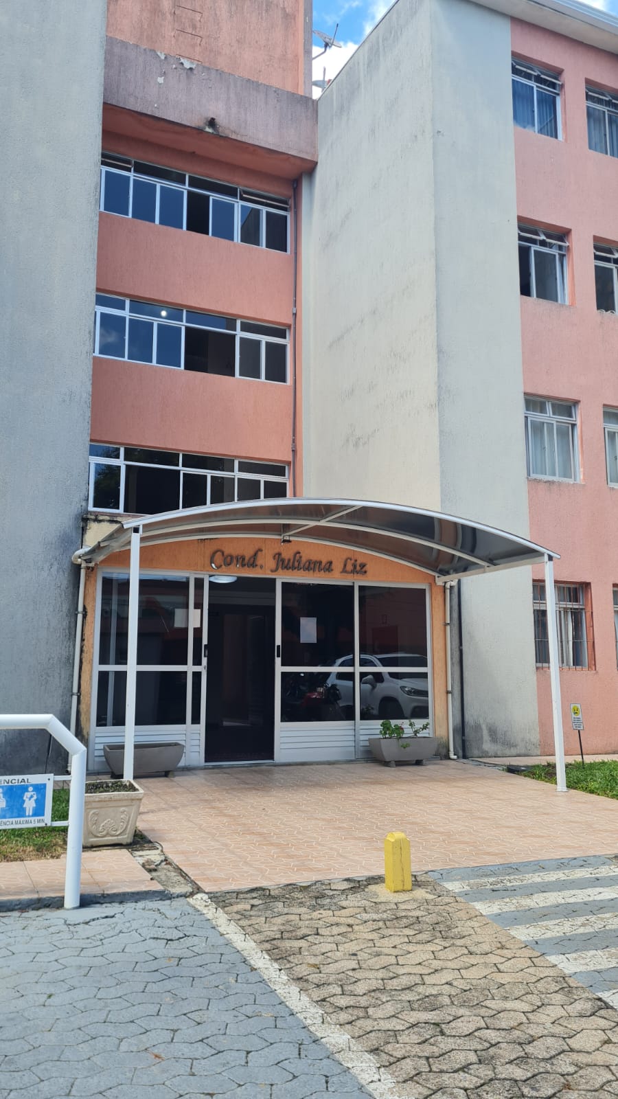 Imagem Apartamento com 2 Quartos à Venda, 49 m² em Capão Raso - Curitiba