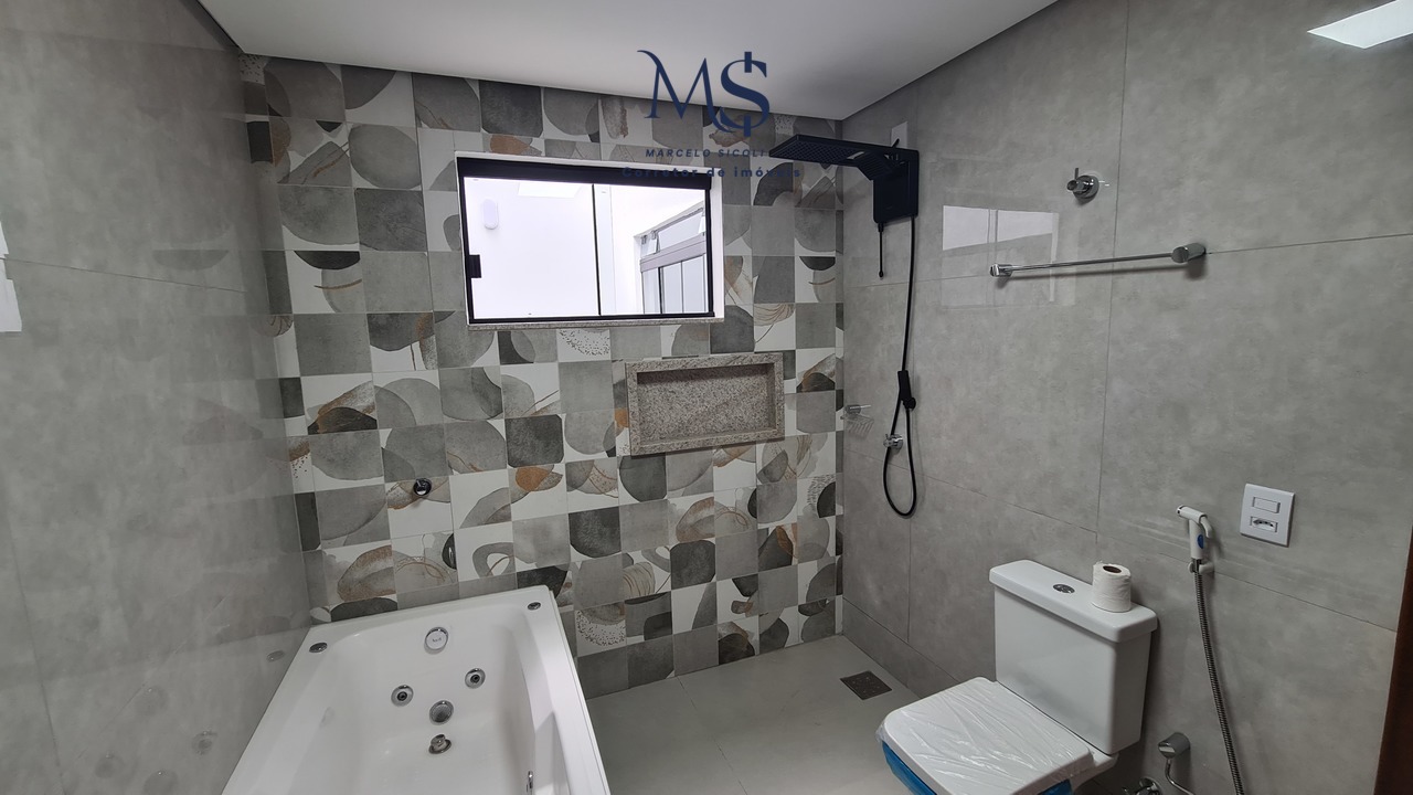 Imagem Casa com 4 Quartos à Venda, 280 m²em Guará II - Brasília
