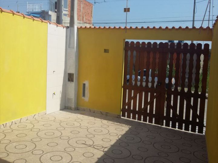 Imagem Casa com 2 Quartos à Venda, 80 m² em Itanhaém Imagem Casa com 2 Quartos à Venda, 80 m² em Itanhaém