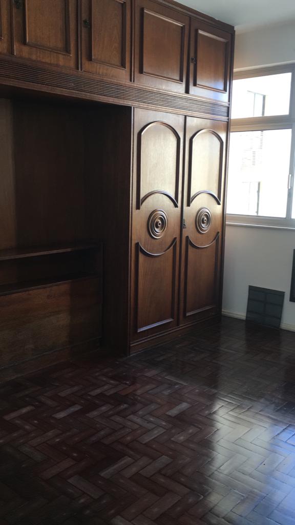 Imagem Apartamento com 3 Quartos à Venda, 110 m²em Icaraí - Niterói Imagem Apartamento com 3 Quartos à Venda, 110 m²em Icaraí - Niterói
