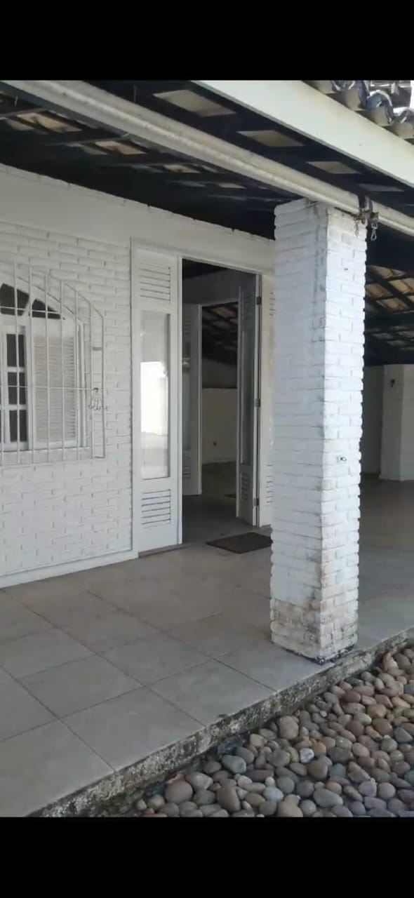 Imagem Casa com 4 Quartos à Venda, 230 m²em Vilas do Atlântico - Lauro de Freitas