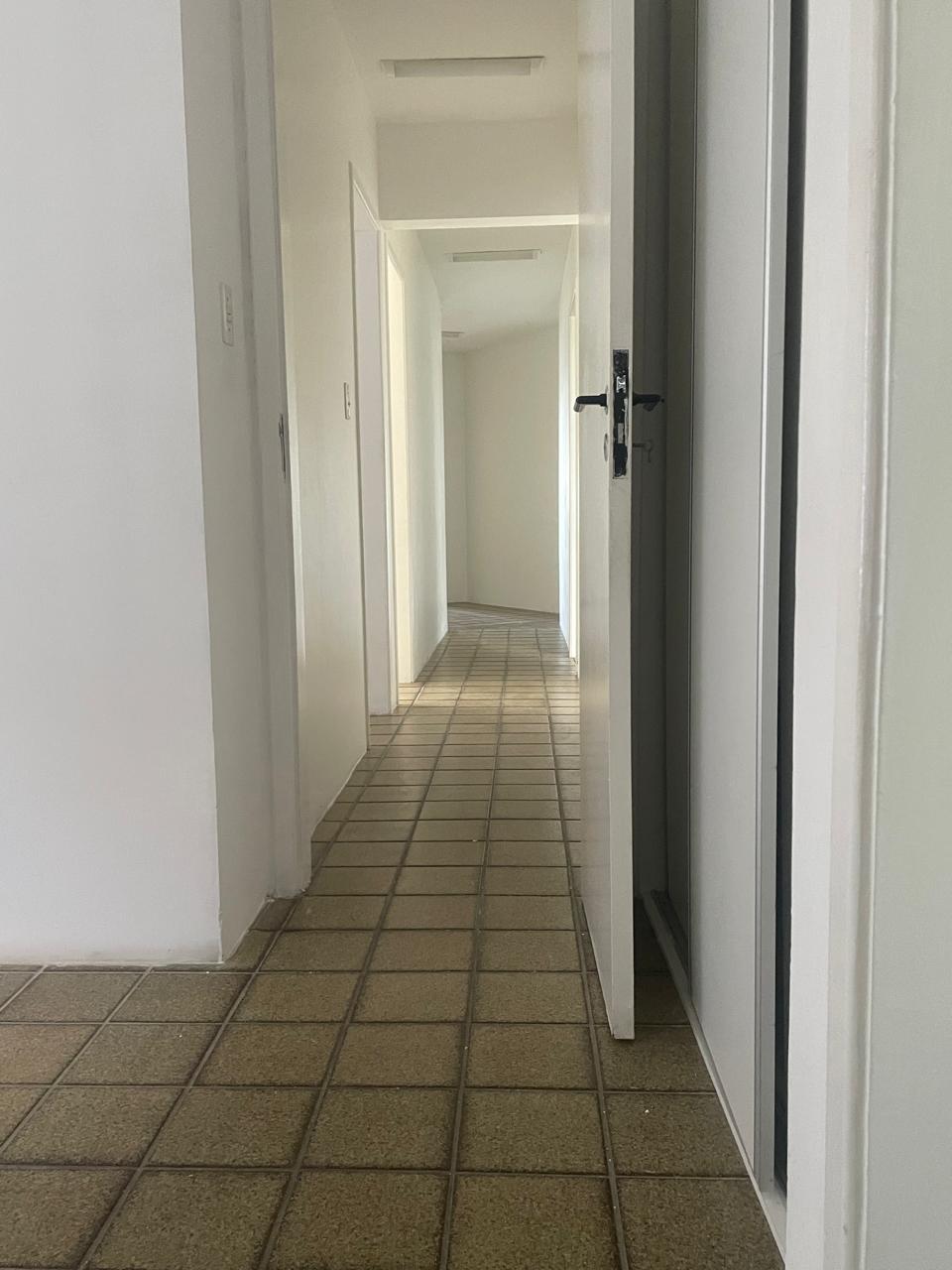 Imagem Apartamento com 4 Quartos à Venda, 161 m² em Piedade - Jaboatão dos Guararapes Imagem Apartamento com 4 Quartos à Venda, 161 m² em Piedade - Jaboatão dos Guararapes