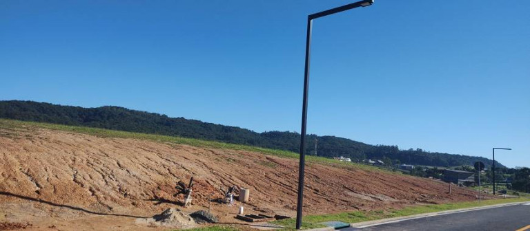 Imagem Terreno à Venda, 800 m² em São Simão - Criciúma Imagem Terreno à Venda, 800 m² em São Simão - Criciúma