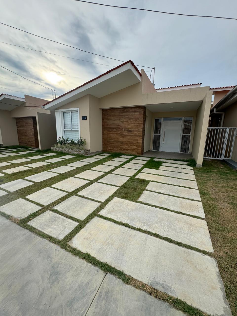 Imagem Casa de Condomínio com 3 Quartos à Venda, 258 m²em Flores - Manaus