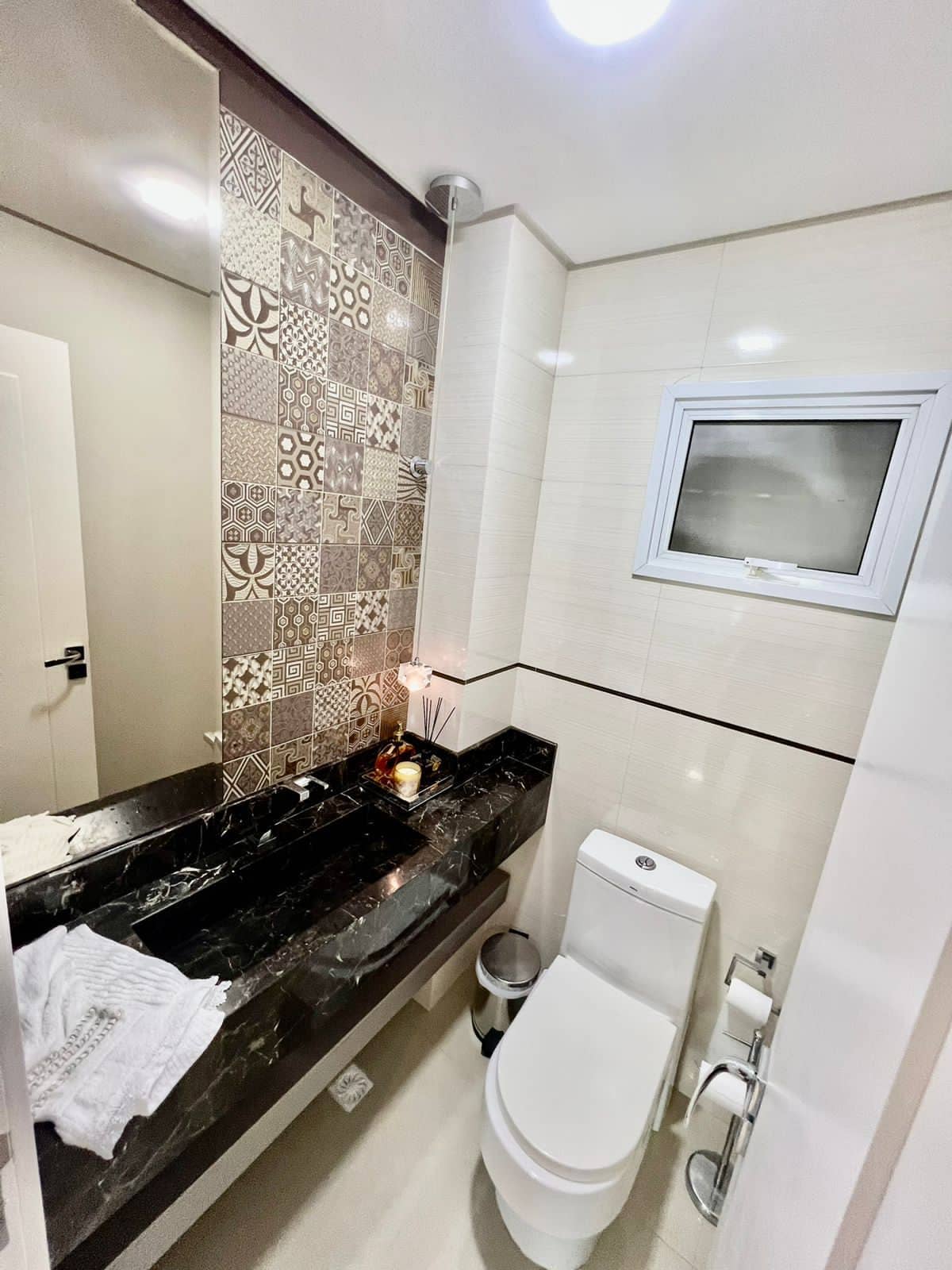 Imagem Apartamento com 3 Quartos à Venda, 120 m²em Pioneiros - Balneário Camboriú