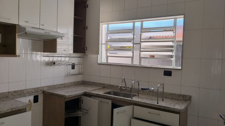 Imagem Casa com 3 Quartos à Venda, 180 m² em Vila Lavínia - Mogi das Cruzes