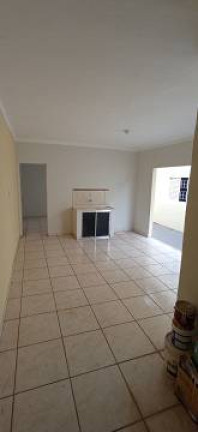 Imagem Casa com 3 Quartos à Venda, em Jardim Brasília - Araçatuba Imagem Casa com 3 Quartos à Venda, em Jardim Brasília - Araçatuba