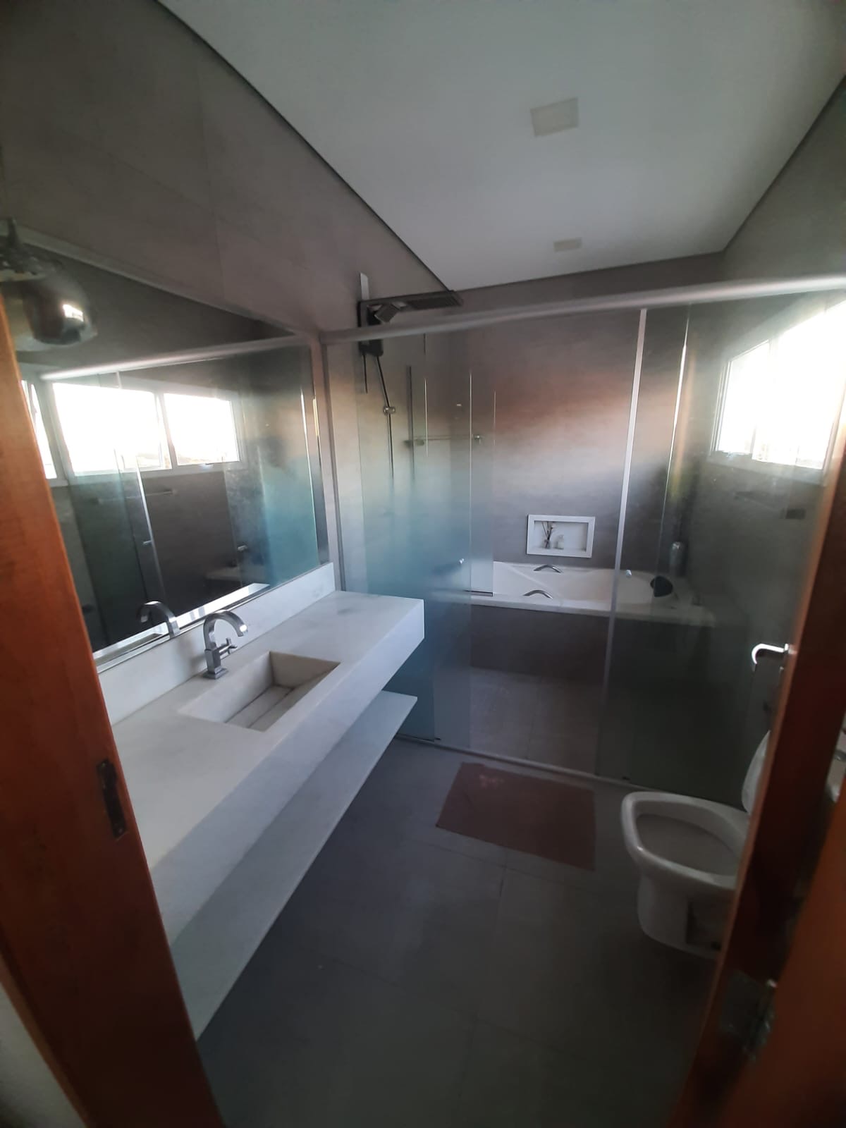 Imagem Casa de Condomínio com 4 Quartos à Venda, 225 m² em Condomínio Portal da Serra - Bragança Paulista Imagem Casa de Condomínio com 4 Quartos à Venda, 225 m² em Condomínio Portal da Serra - Bragança Paulista