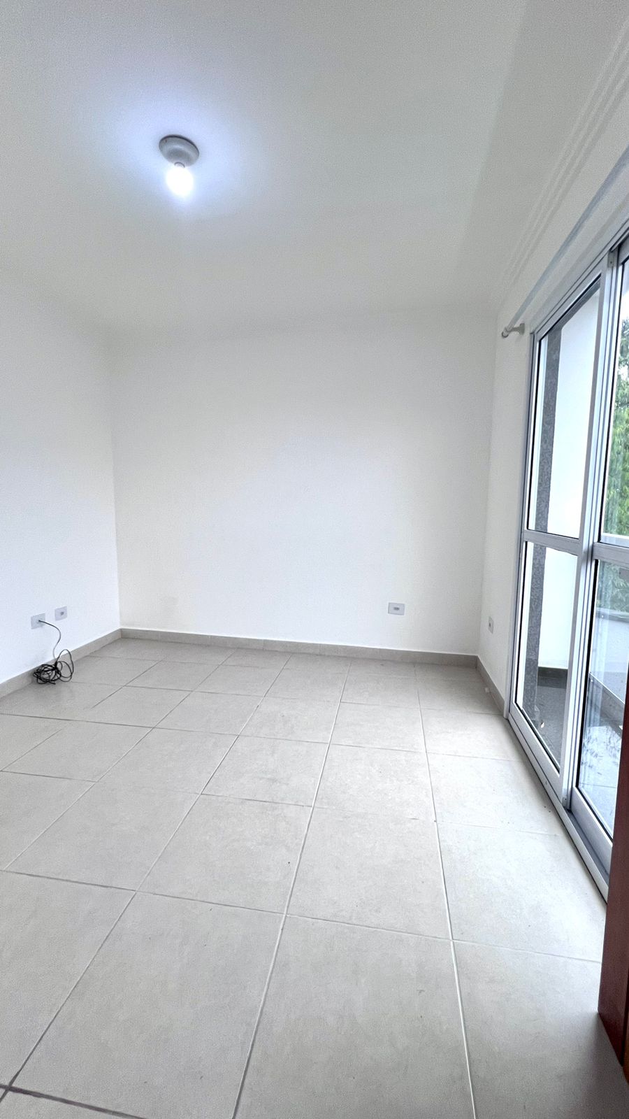 Imagem Casa com 2 Quartos para Alugar, 1 m²em Parque Gerassi - Santo André