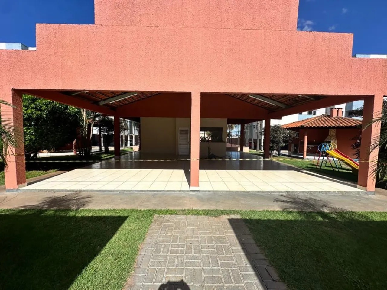 Imagem Apartamento com 3 Quartos à Venda, 68 m²em Parque Flamboyant - Goiânia