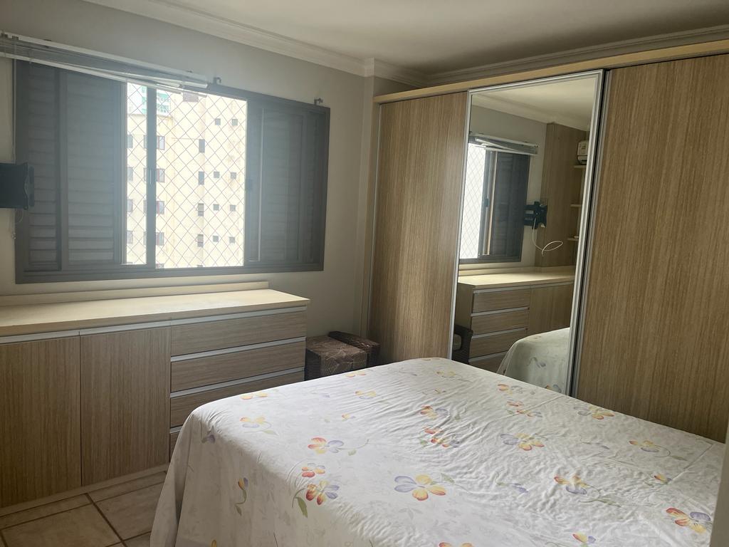 Imagem Apartamento com 3 Quartos para Temporada, 110 m²em Centro - Balneário Camboriú 
