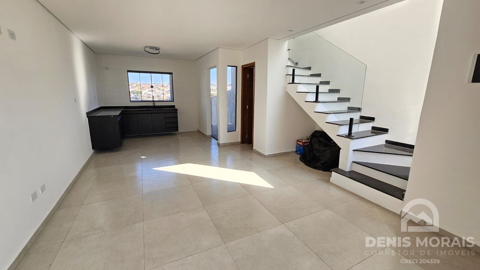Imagem Sobrado com 3 Quartos à Venda, 135 m²em Vila Lavínia - Mogi das Cruzes Imagem Sobrado com 3 Quartos à Venda, 135 m²em Vila Lavínia - Mogi das Cruzes