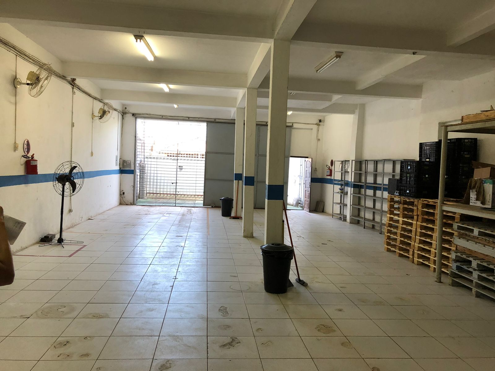 Imagem Galpão para Alugar, 300 m² em Afogados - Recife Imagem Galpão para Alugar, 300 m² em Afogados - Recife