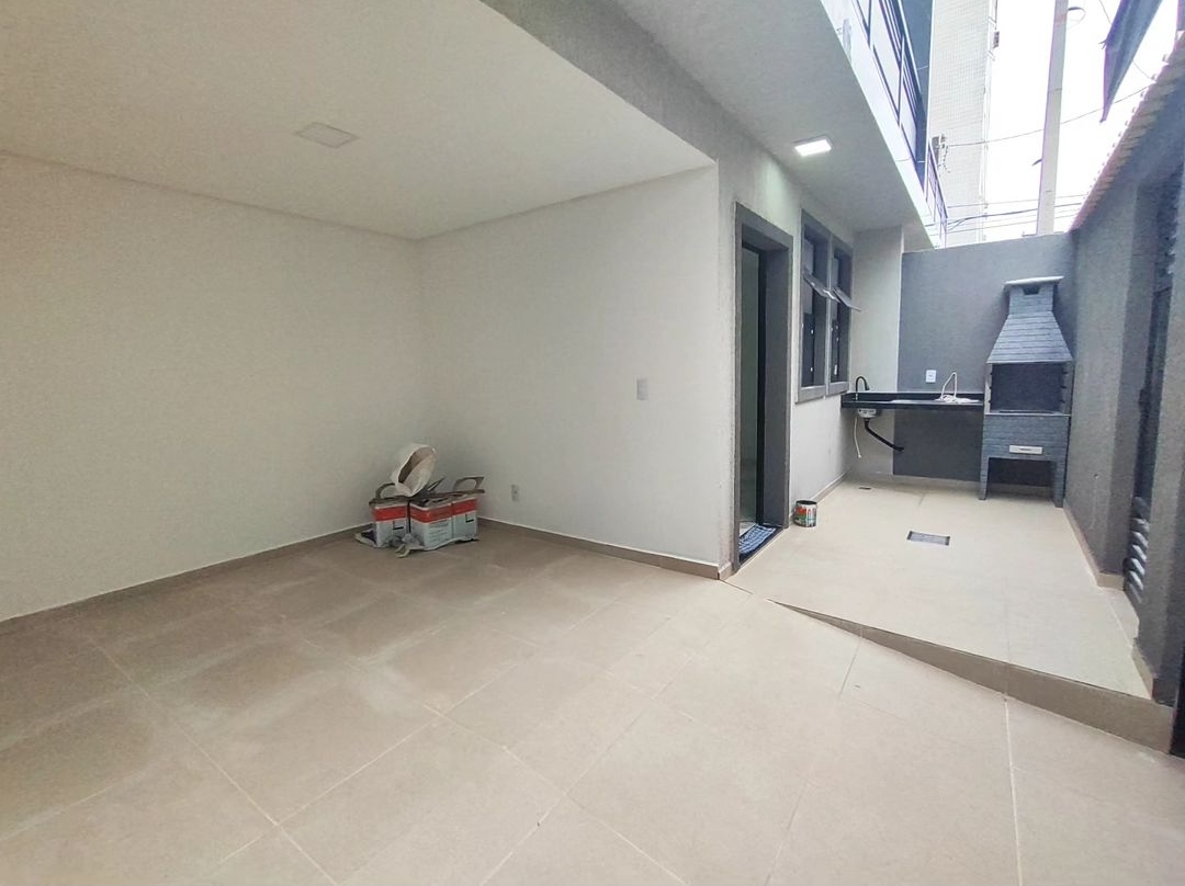 Imagem Sobrado com 3 Quartos à Venda, 111 m²em Tupi - Praia Grande