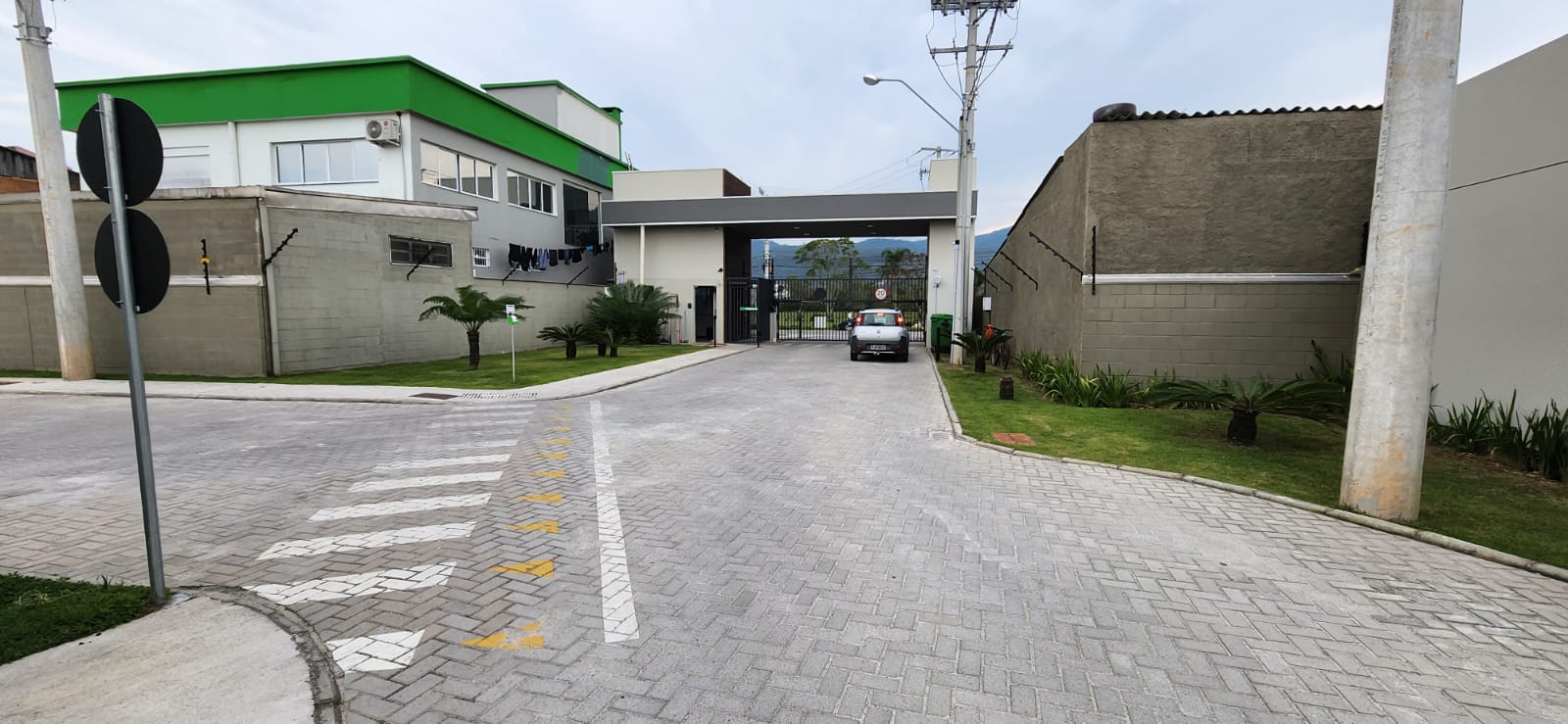 Imagem Casa de Condomínio com 2 Quartos à Venda, 52 m²em Rio Caveiras - Biguaçu Imagem Casa de Condomínio com 2 Quartos à Venda, 52 m²em Rio Caveiras - Biguaçu