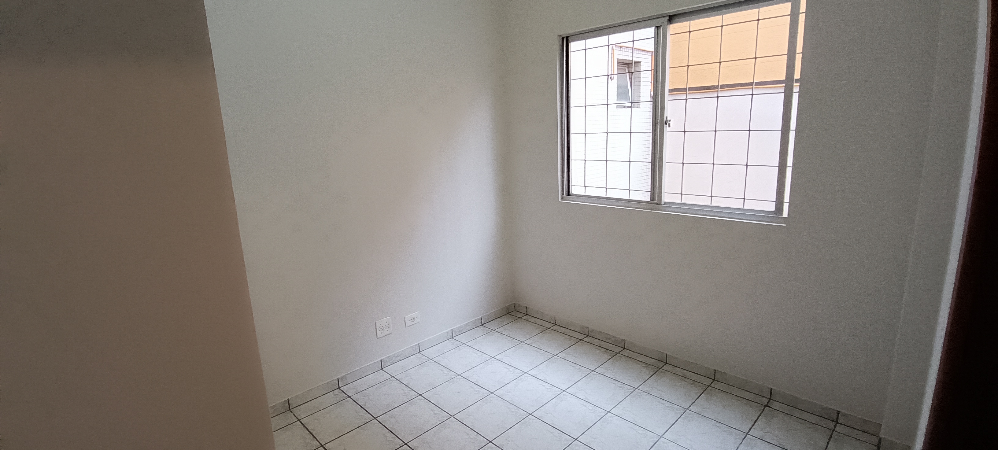 Imagem Apartamento com 1 Quarto para Alugar, 36 m²em Centro - Curitiba