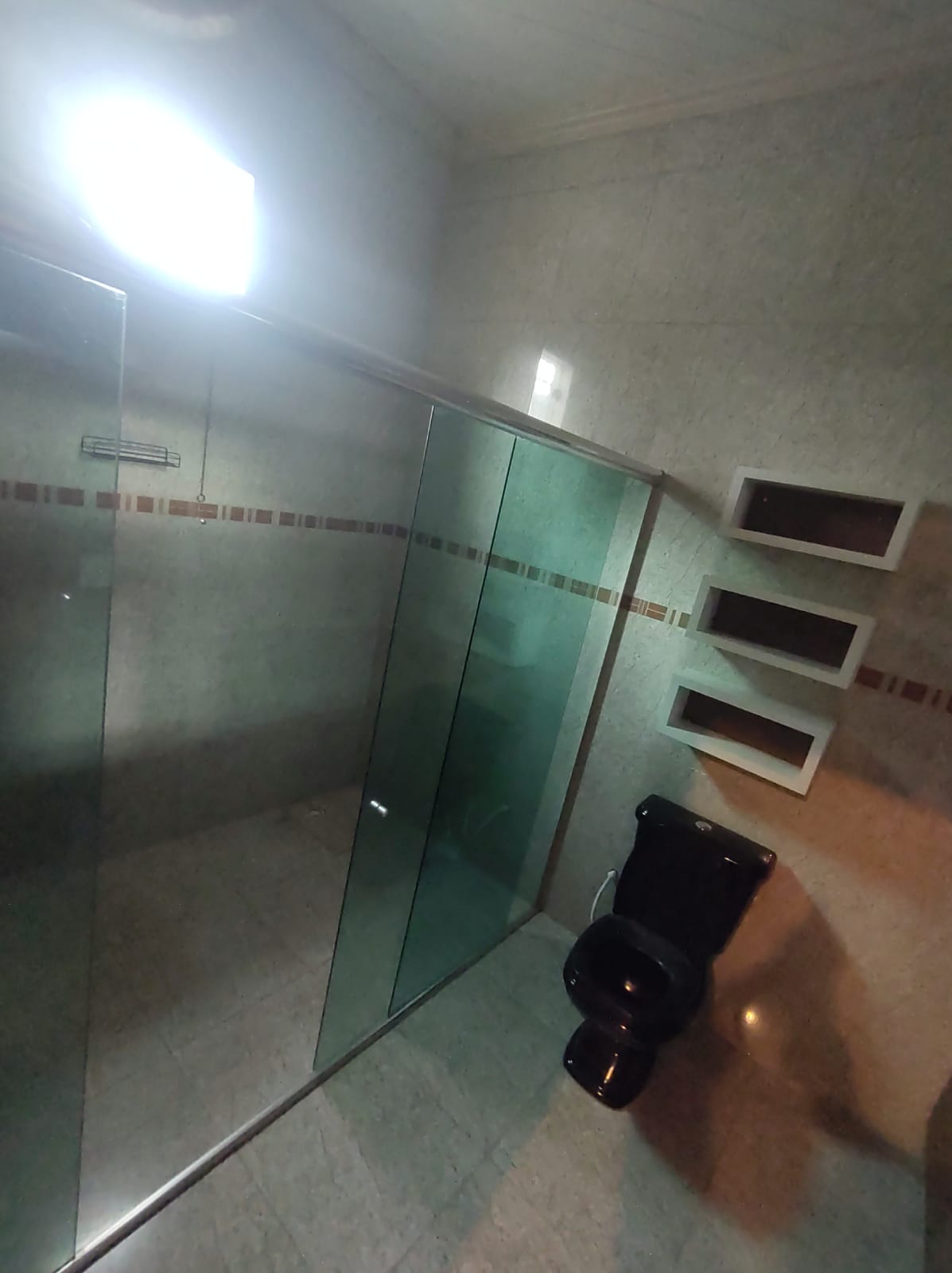 Imagem Casa com 4 Quartos à Venda, 400 m² em Novo Aleixo - Manaus Imagem Casa com 4 Quartos à Venda, 400 m² em Novo Aleixo - Manaus