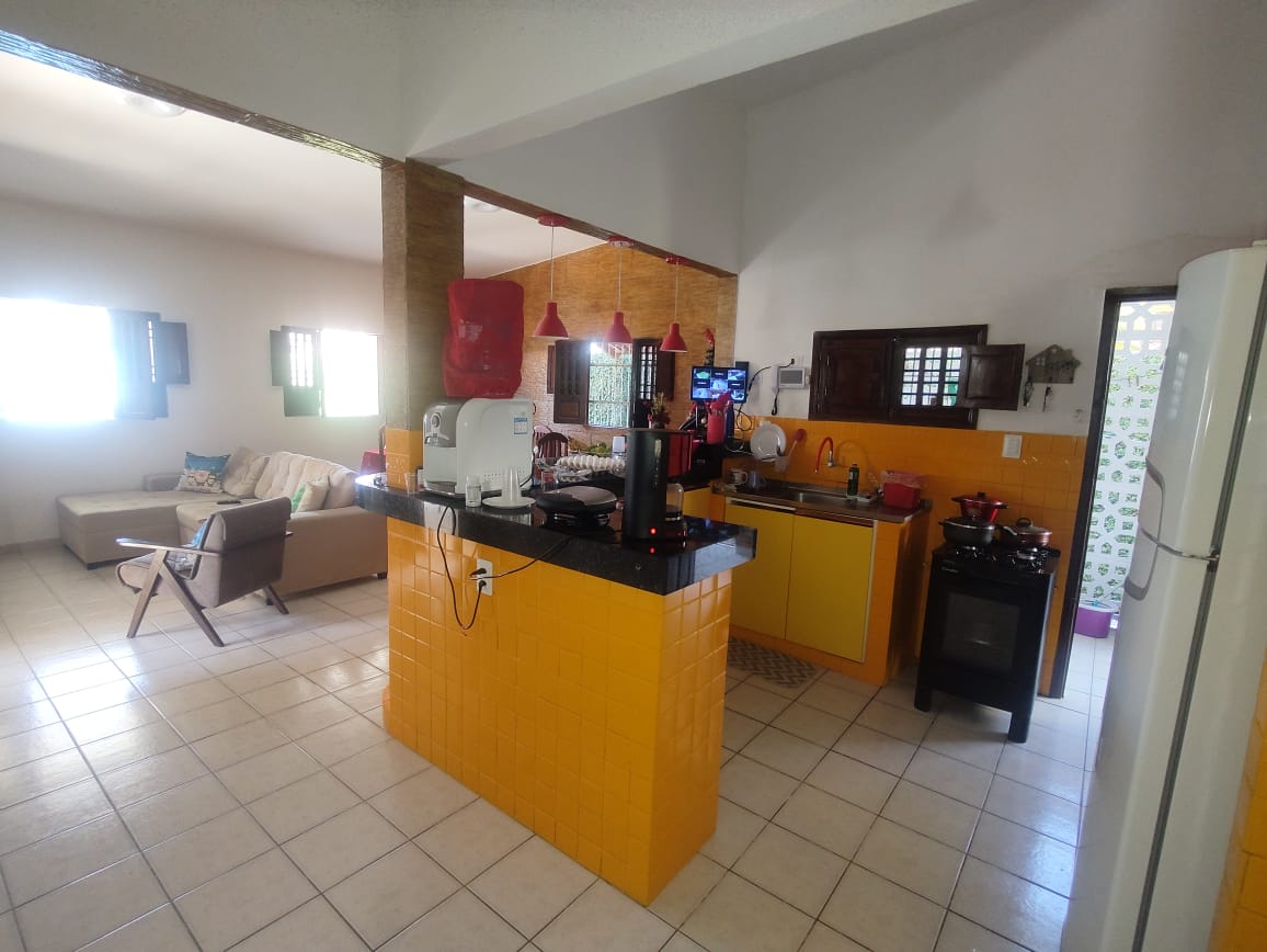 Imagem Casa com 4 Quartos à Venda, 180 m²em Enseada dos Corais - Cabo de Santo Agostinho