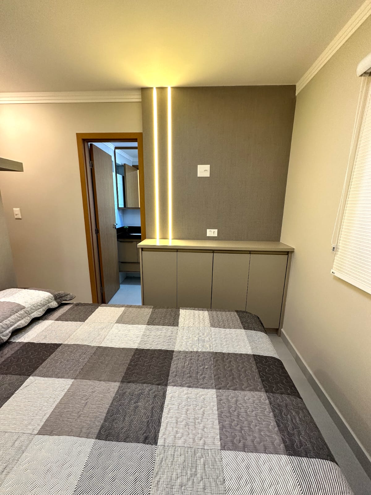 Imagem Apartamento com 2 Quartos à Venda, 71 m²em Guilhermina - Praia Grande