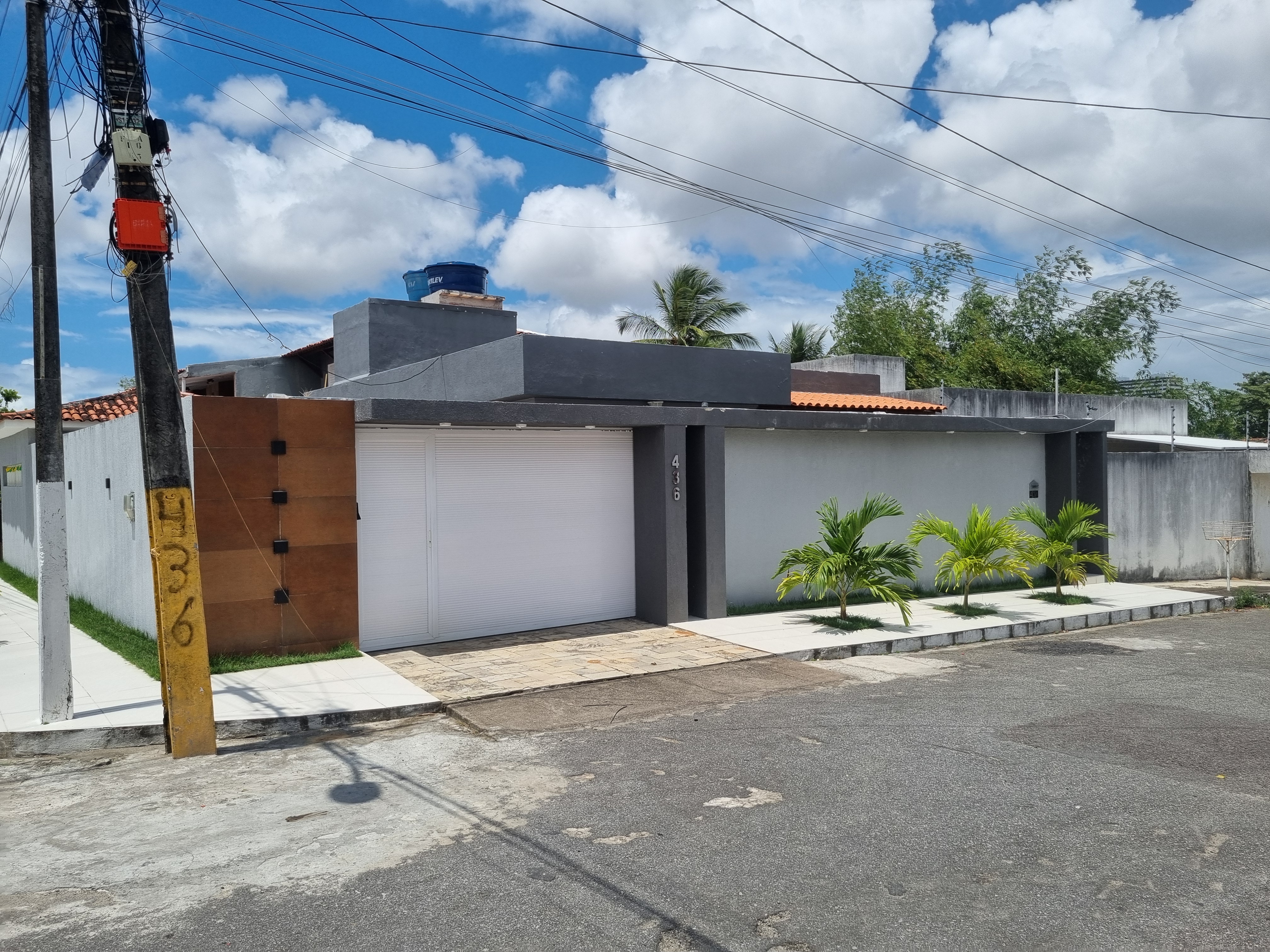 Imagem Casa com 4 Quartos à Venda, 282 m²em Gruta de Lourdes - Maceió