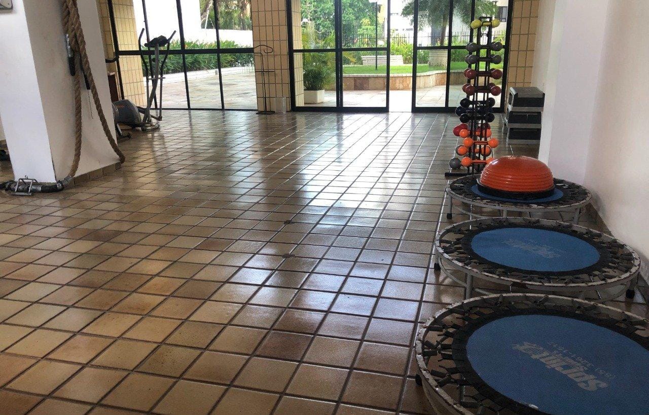 Imagem Apartamento com 4 Quartos à Venda, 240 m²em Meireles - Fortaleza