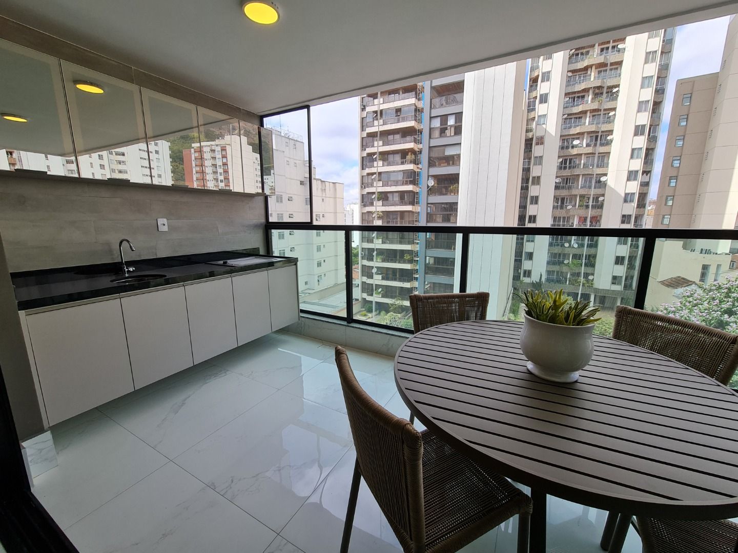 Imagem Apartamento com 3 Quartos à Venda, 120 m² em Santa Helena - Juiz de Fora Imagem Apartamento com 3 Quartos à Venda, 120 m² em Santa Helena - Juiz de Fora