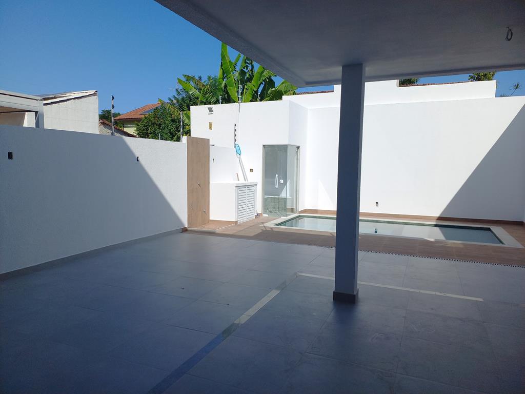 Imagem Casa com 4 Quartos à Venda, 214 m²em Itaipu - Niterói