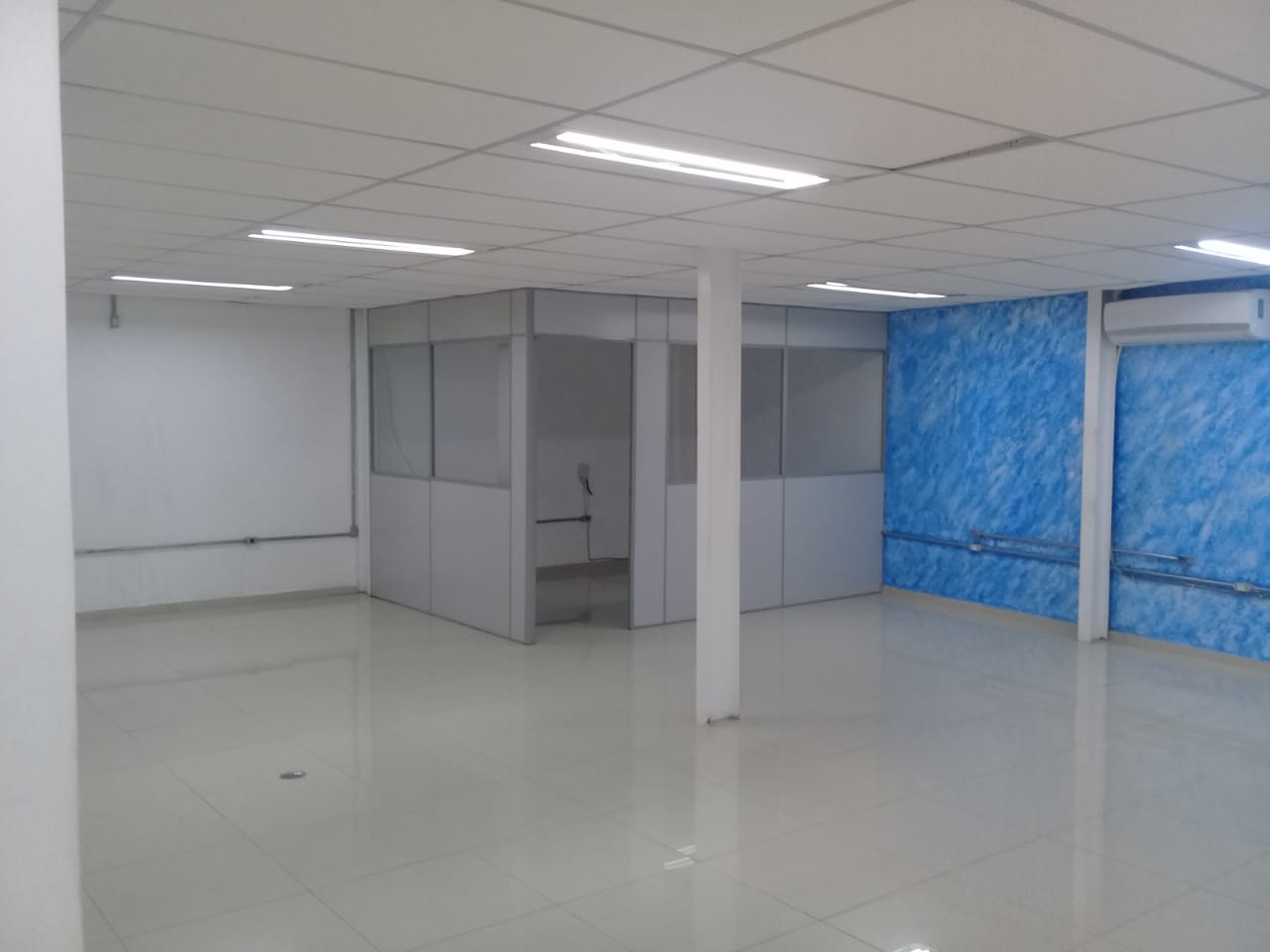 Imagem Galpão para Alugar, 300 m² em Conceição - Diadema Imagem Galpão para Alugar, 300 m² em Conceição - Diadema