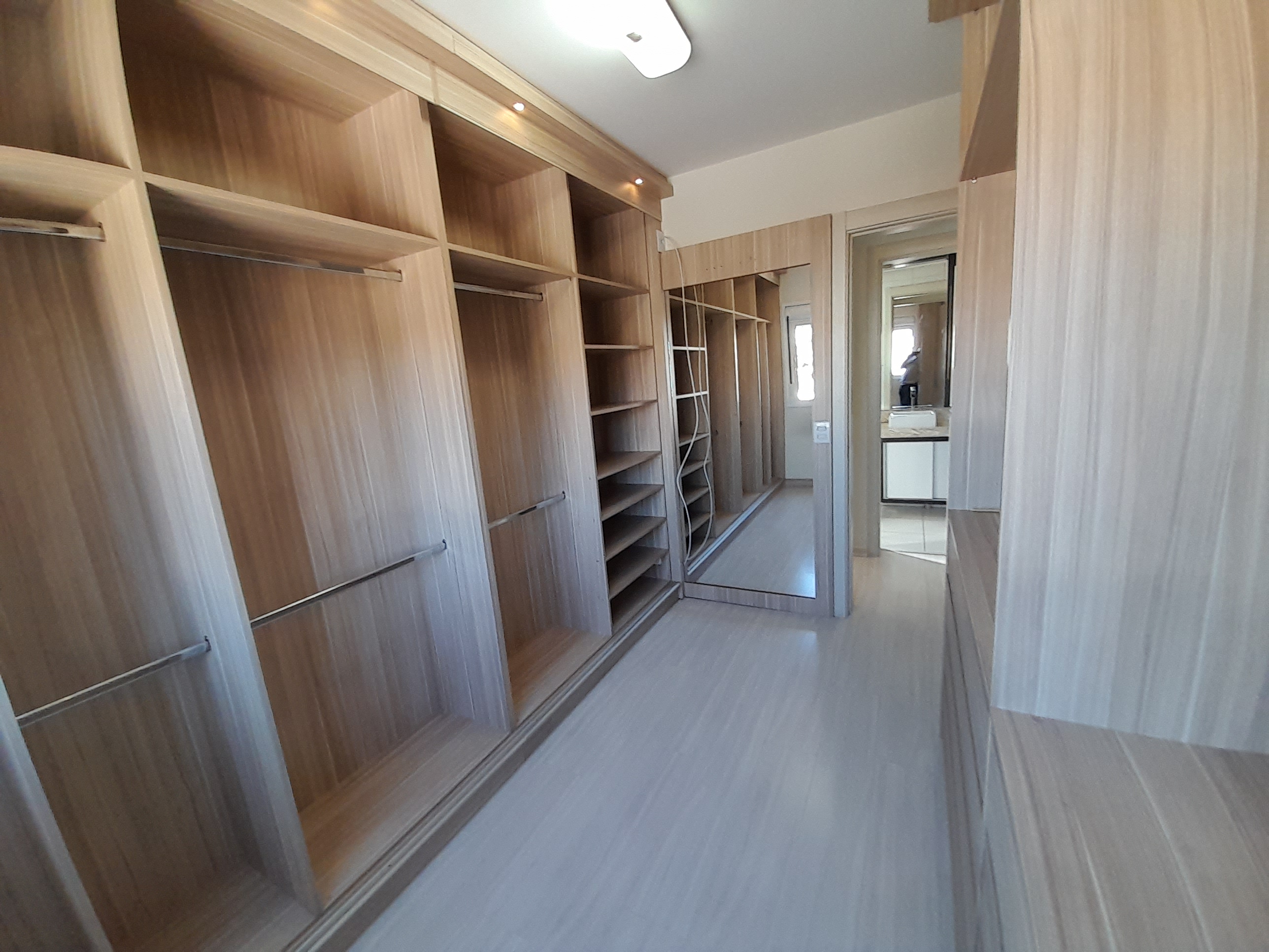 Imagem Apartamento com 2 Quartos à Venda, 54 m²em Santa Catarina - Caxias do Sul