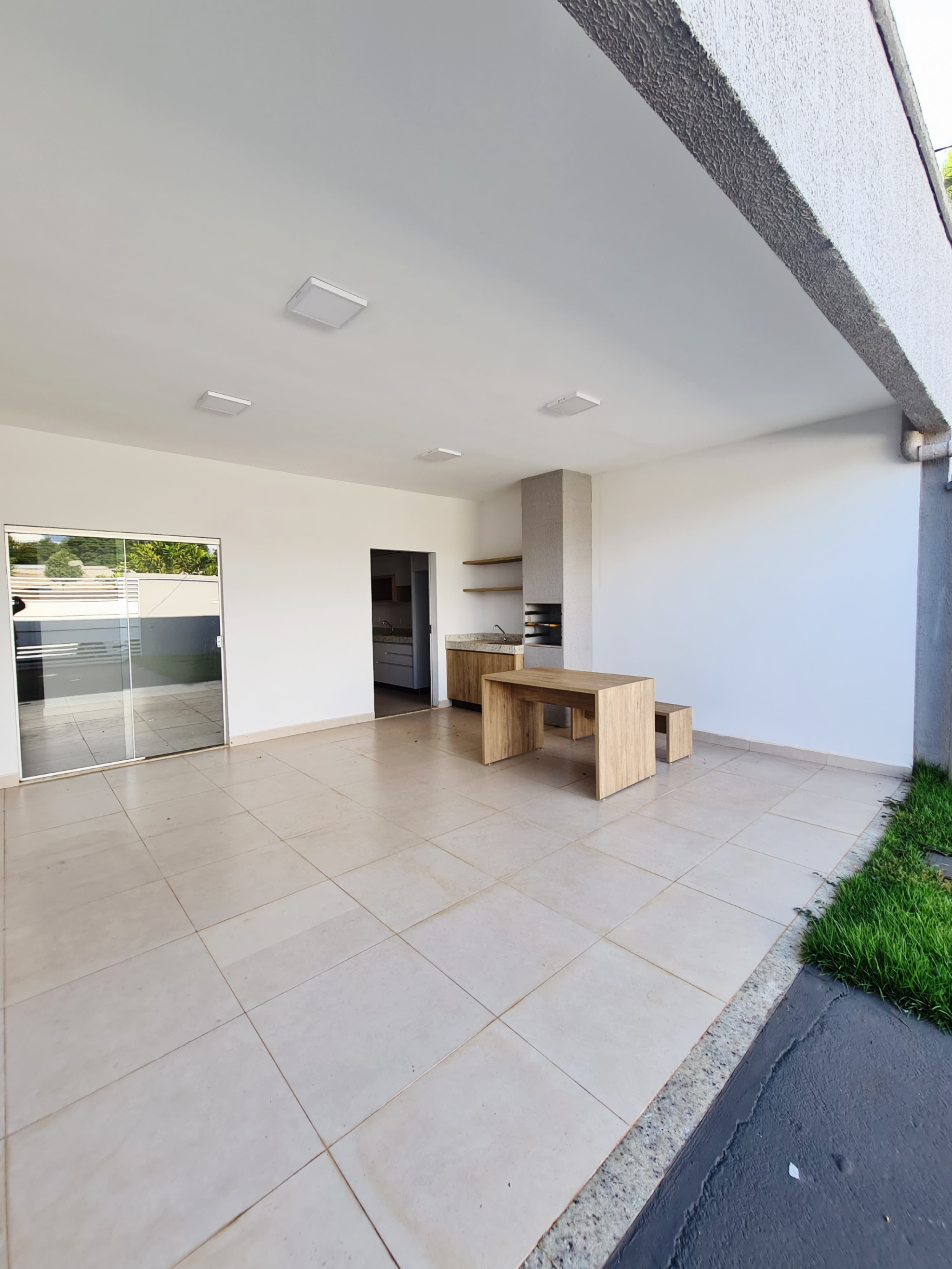 Imagem Casa com 3 Quartos à Venda, 102 m²em Jardim Bom Jesus - Goiânia Imagem Casa com 3 Quartos à Venda, 102 m²em Jardim Bom Jesus - Goiânia