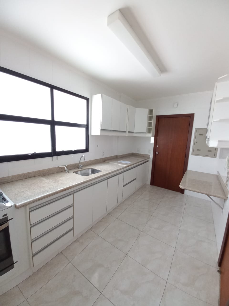 Imagem Apartamento com 3 Quartos à Venda, 108 m²em Cambuí - Campinas