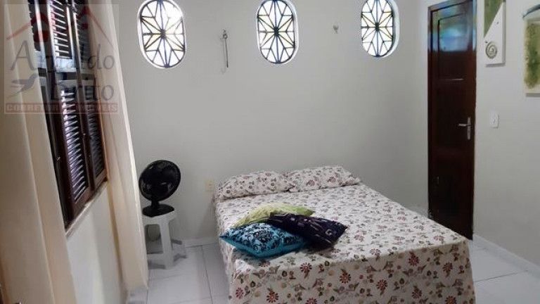 Imagem Casa com 4 Quartos à Venda, 188 m² em Jardim Das Oliveiras - Fortaleza