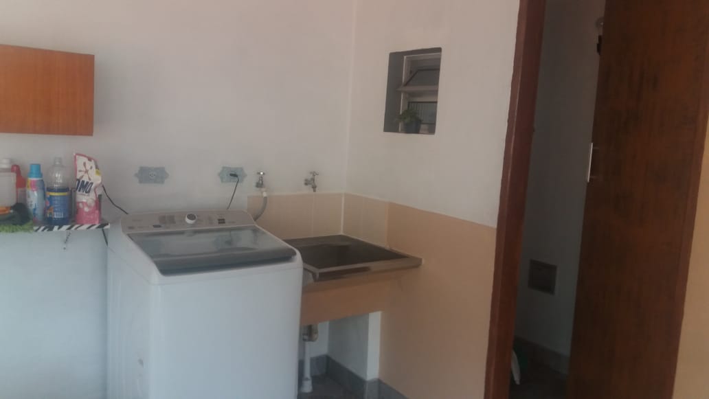Imagem Casa com 2 Quartos à Venda, 125 m²em Parque Jaçatuba - Santo André