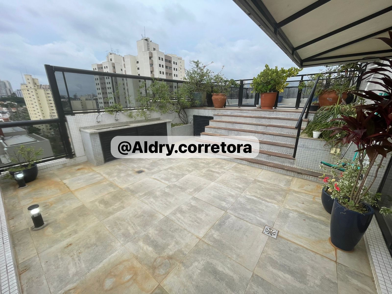 Imagem Cobertura com 4 Quartos à Venda, 340 m²em Bela Aliança - São Paulo