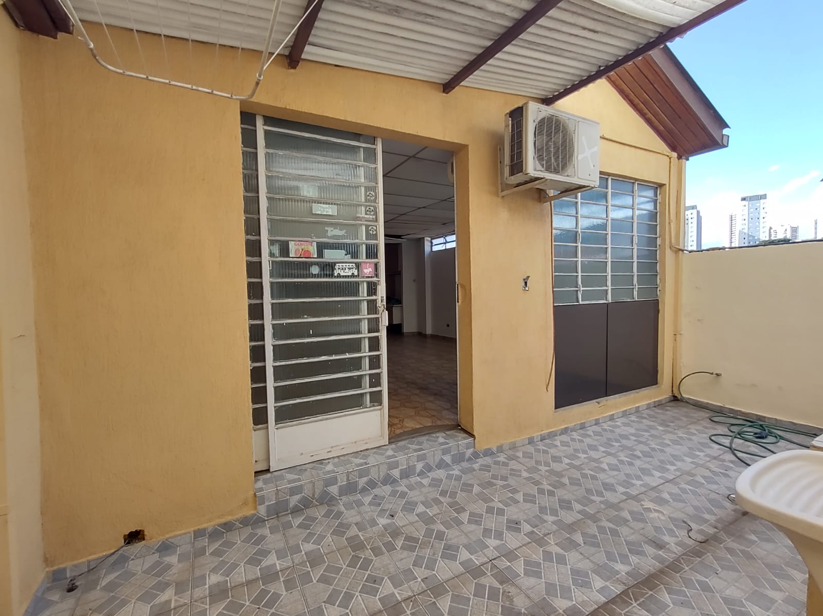 Imagem Sobrado com 3 Quartos à Venda, 130 m²em Jardim Pinheiros - São Paulo Imagem Sobrado com 3 Quartos à Venda, 130 m²em Jardim Pinheiros - São Paulo