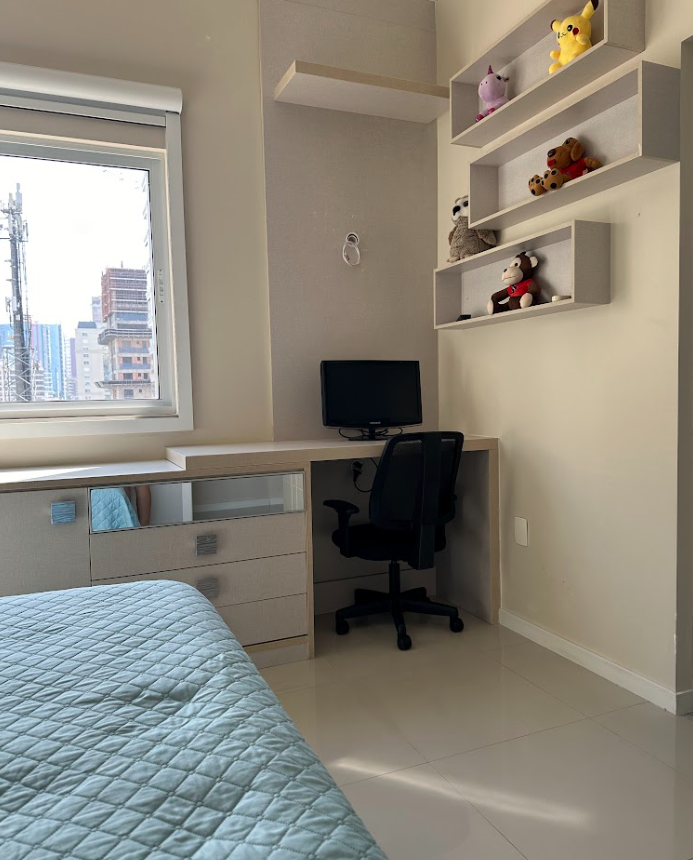Imagem Apartamento com 4 Quartos à Venda, 237 m²em Meia Praia - Itapema