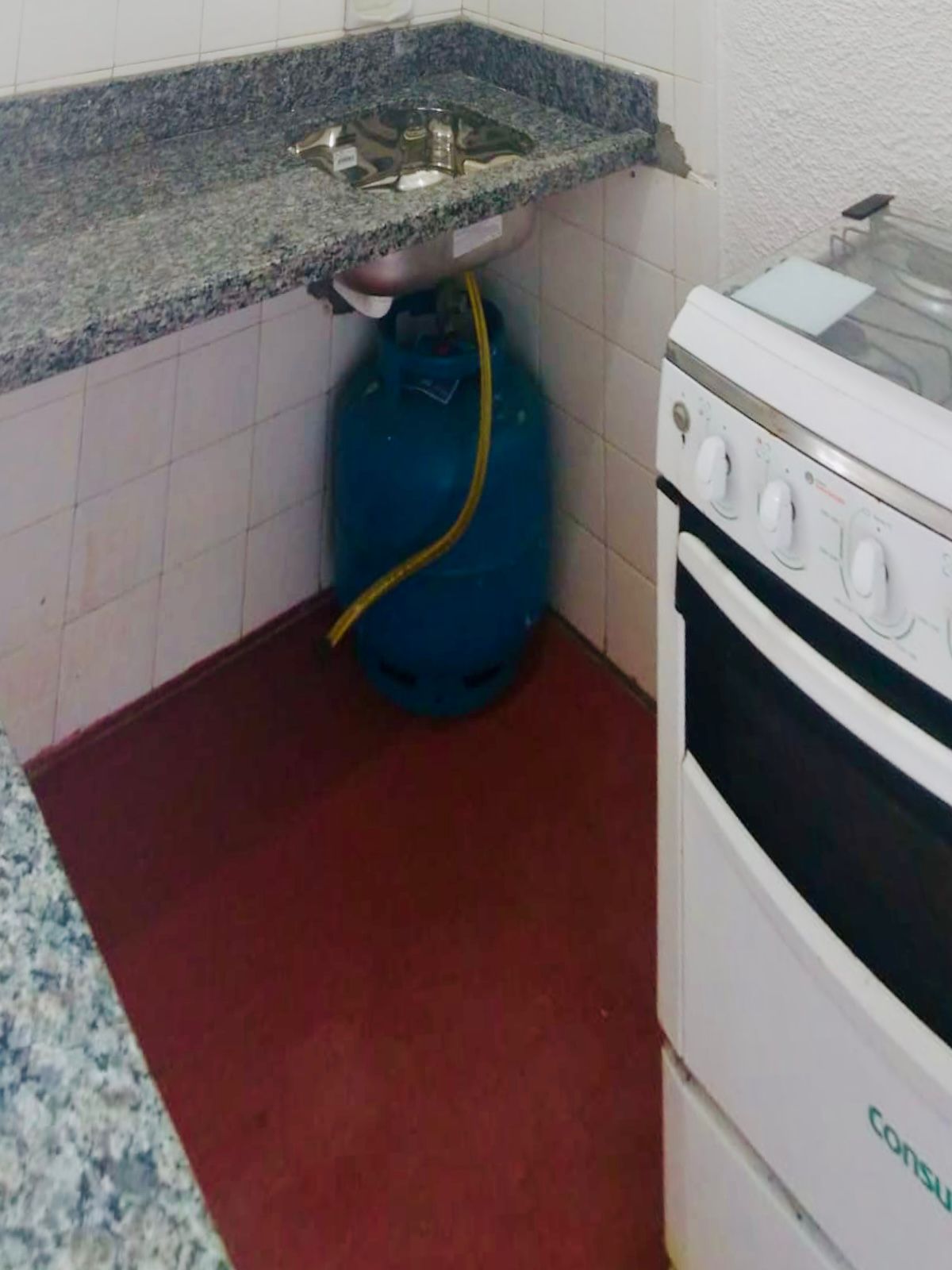 Imagem Kitnet com 1 Quarto à Venda, 18 m²em Alto - Teresópolis